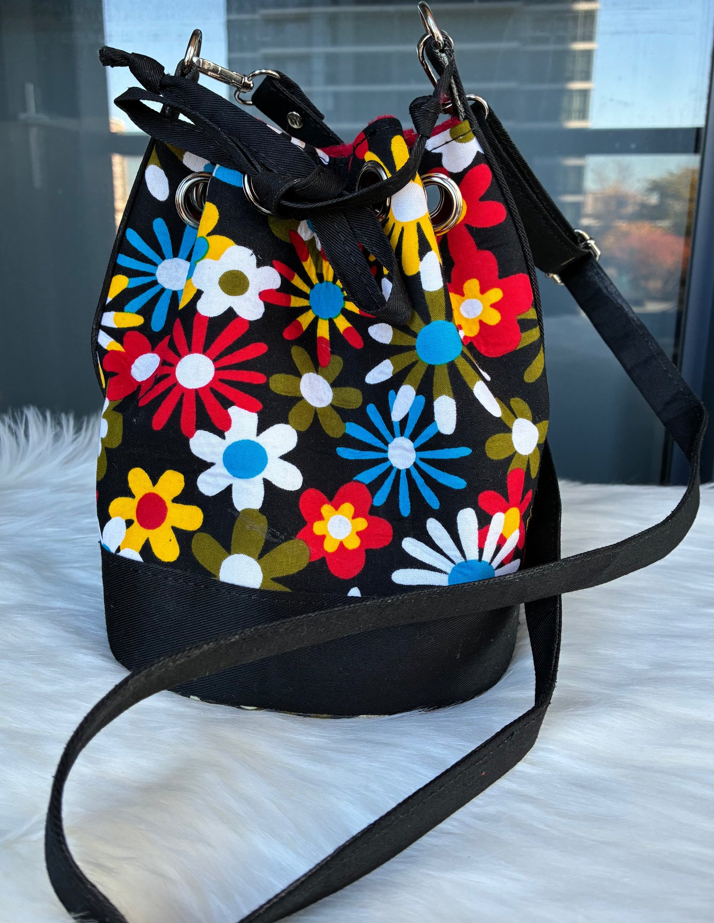 LATRE ANKARA BUCKET HANDBAG