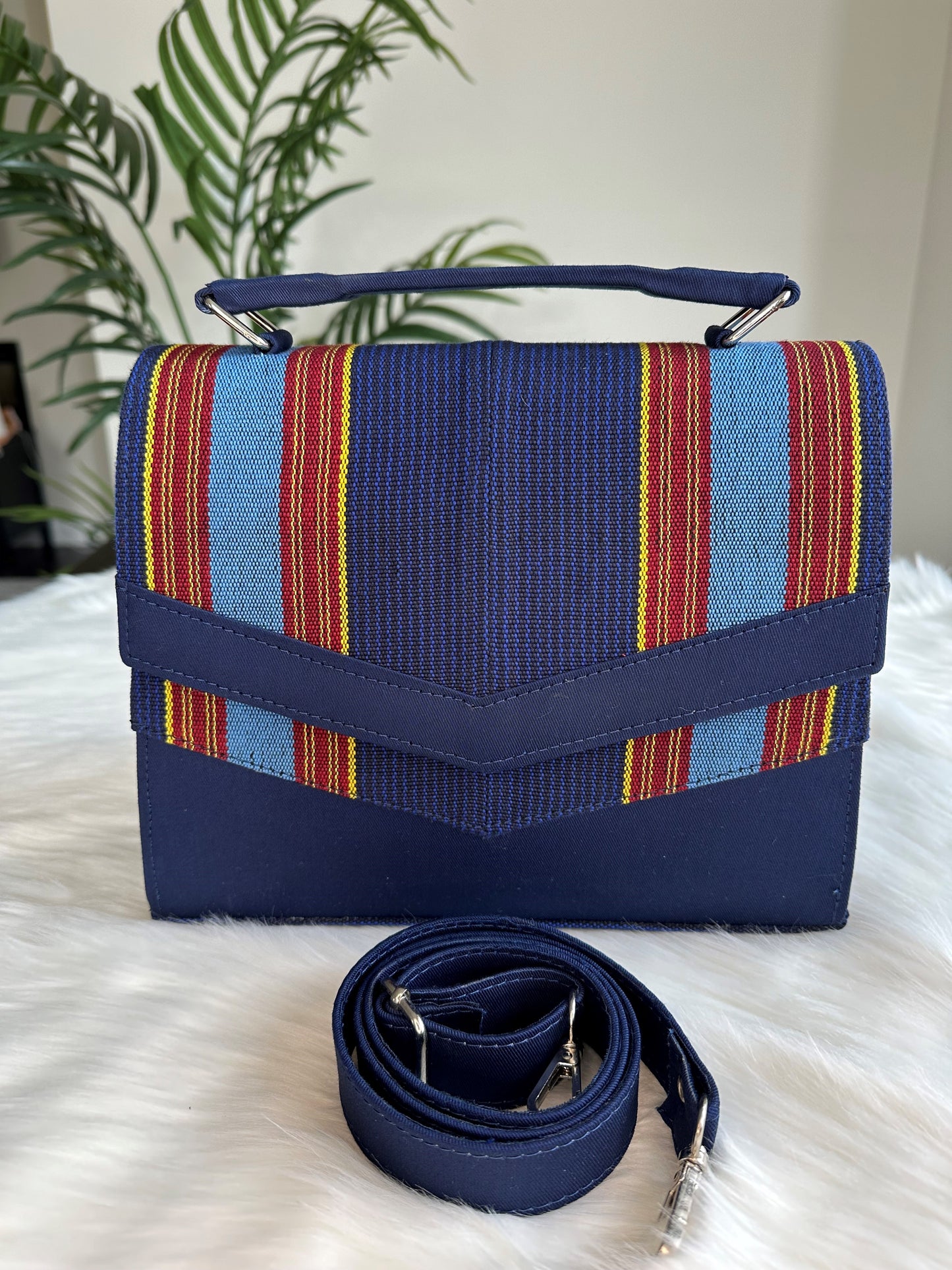 LATRE ASO OKE  BAG